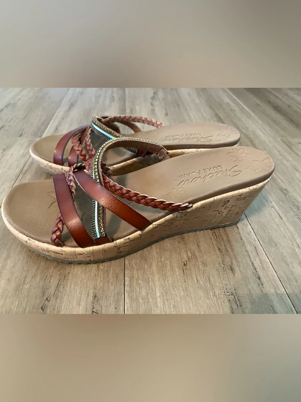Skechers slide beaded strap detail women’s brown  sandals. Size 7 -9.25”  long